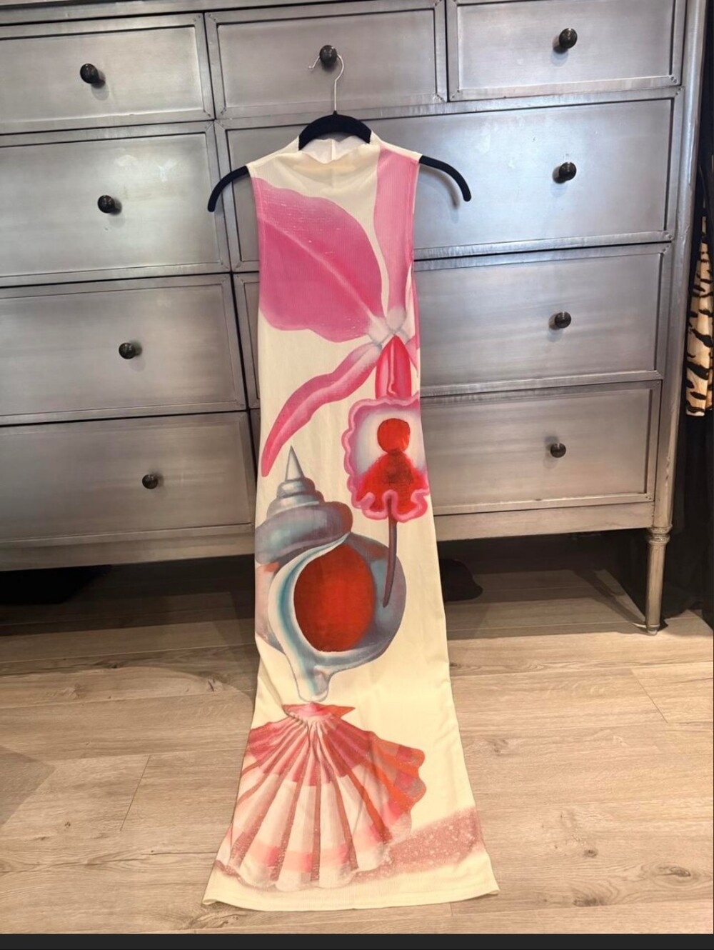 American Vintage Cream Maxi Dress with Pink & Coral Shell Print